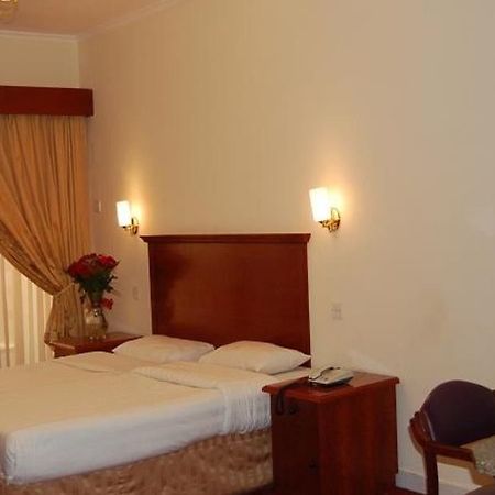 Al Mas Hotel Apartments Dubai Esterno foto